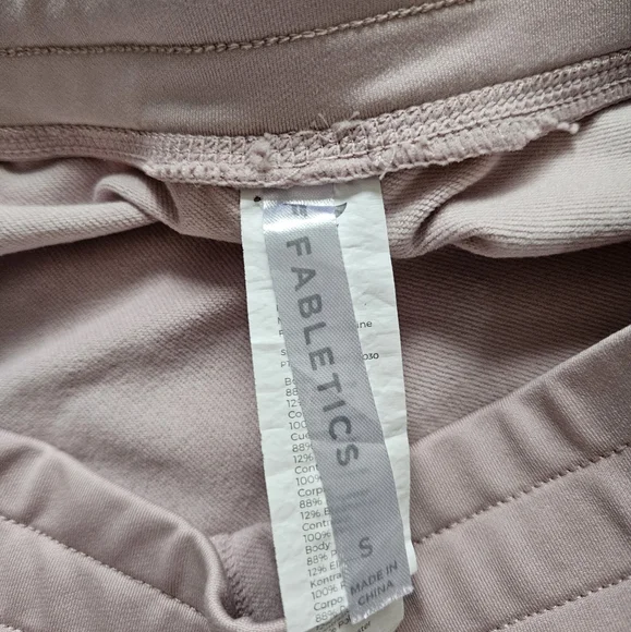 FABLETICS Joggers - Picture 9 of 10